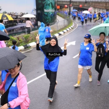 Runner Photo 7954192