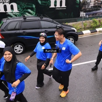 Runner Photo 7954201