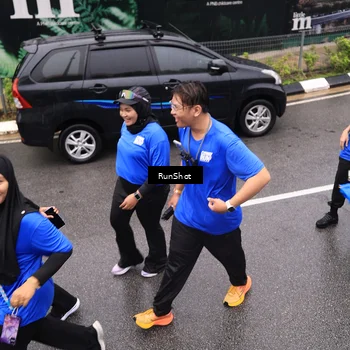 Runner Photo 7954228
