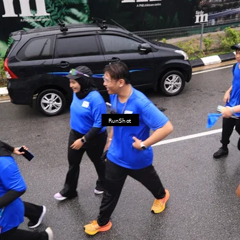 Runner Photo 7954233