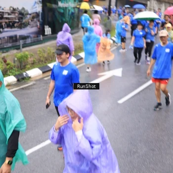 Runner Photo 7954249