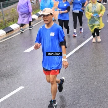 Runner Photo 7954264