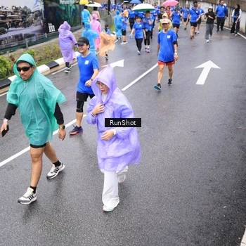 Runner Photo 7954265