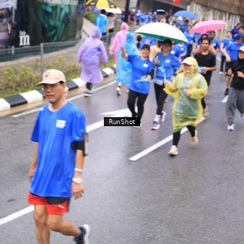 Runner Photo 7954269
