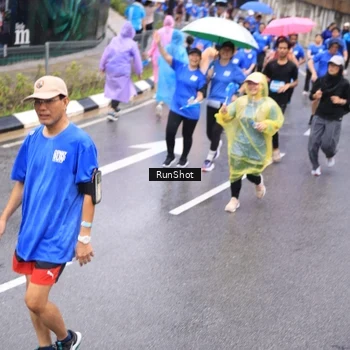 Runner Photo 7954270