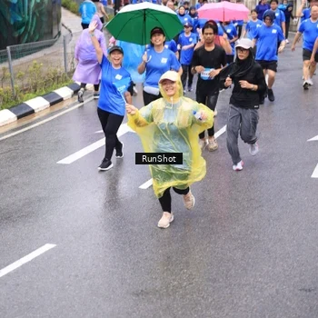 Runner Photo 7954276
