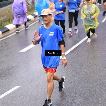 Runner Photo 7954285