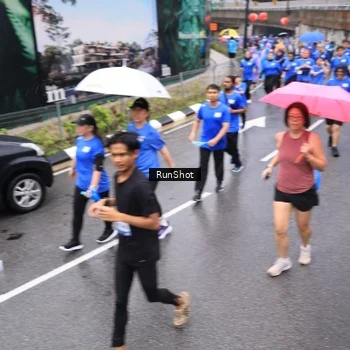 Runner Photo 7954317