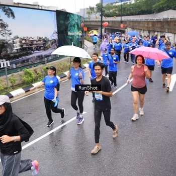 Runner Photo 7954318
