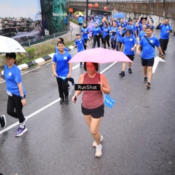 Runner Photo 7954323