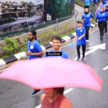 Runner Photo 7954324