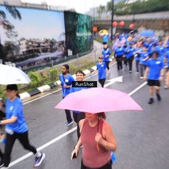 Runner Photo 7954325