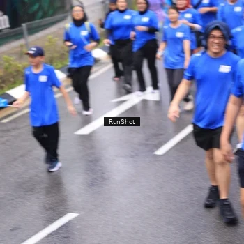 Runner Photo 7954338