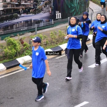 Runner Photo 7954350
