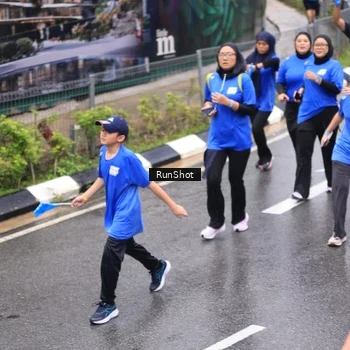 Runner Photo 7954352