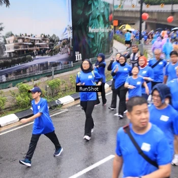 Runner Photo 7954358