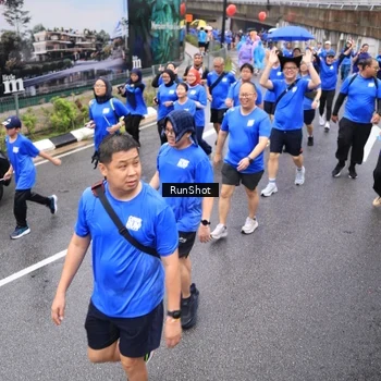 Runner Photo 7954364
