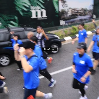 Runner Photo 7954404