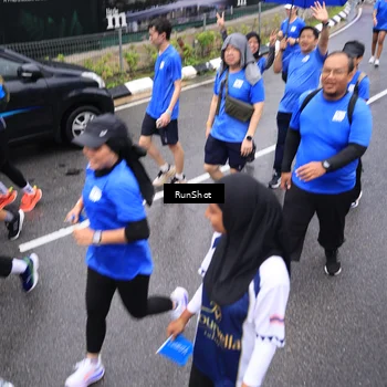 Runner Photo 7954406