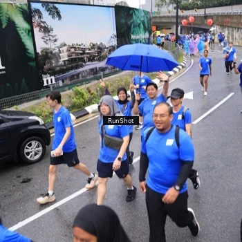 Runner Photo 7954408