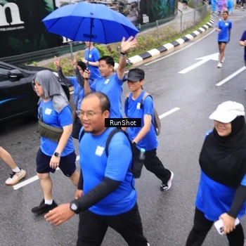 Runner Photo 7954419