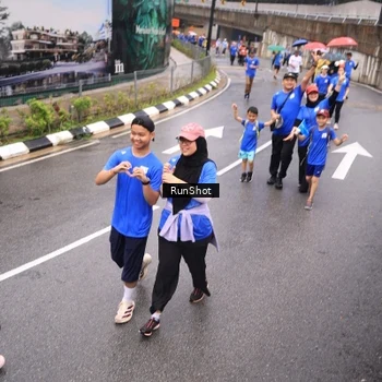 Runner Photo 7954422