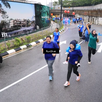 Runner Photo 7954438