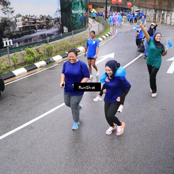 Runner Photo 7954441