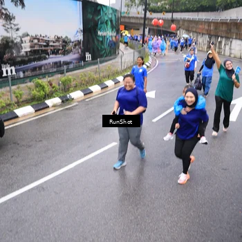 Runner Photo 7954442