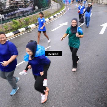 Runner Photo 7954451