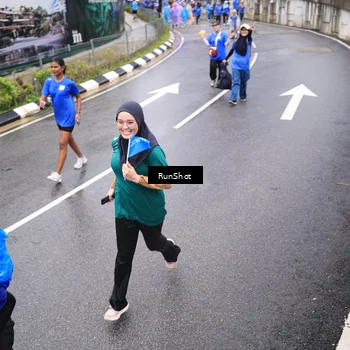 Runner Photo 7954456