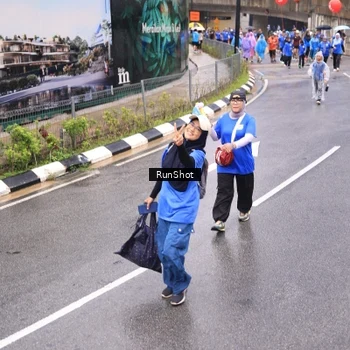 Runner Photo 7954474