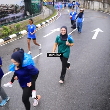 Runner Photo 7954476