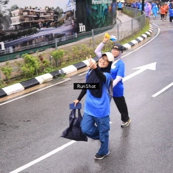 Runner Photo 7954483