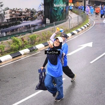 Runner Photo 7954486