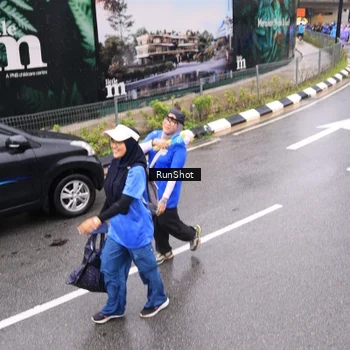 Runner Photo 7954492
