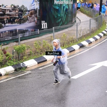 Runner Photo 7954502