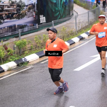 Runner Photo 7954512