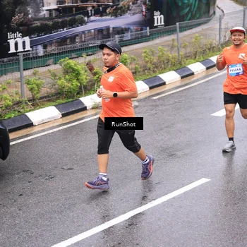 Runner Photo 7954521