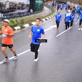 Runner Photo 7954538