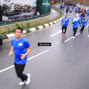 Runner Photo 7954544