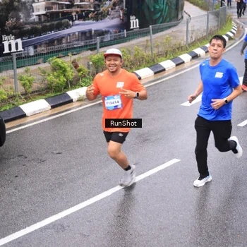 Runner Photo 7954550