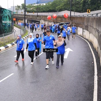 Runner Photo 7954556