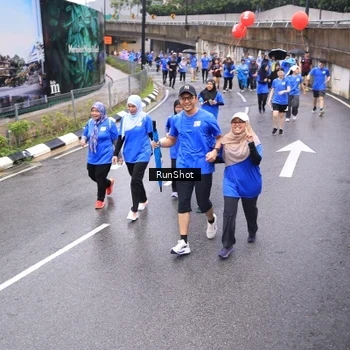 Runner Photo 7954565