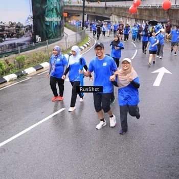 Runner Photo 7954566