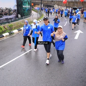 Runner Photo 7954570