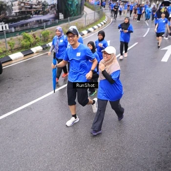 Runner Photo 7954573