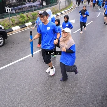 Runner Photo 7954578