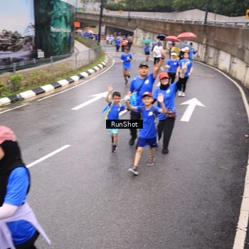 Runner Photo 7954583