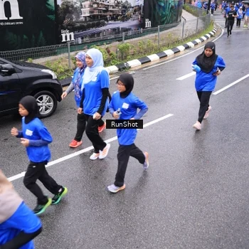 Runner Photo 7954586